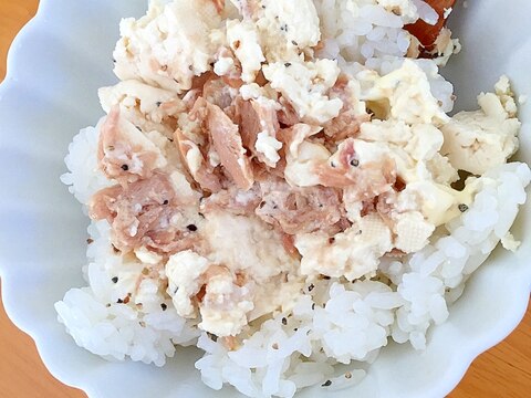 ツナで豆腐の丼★